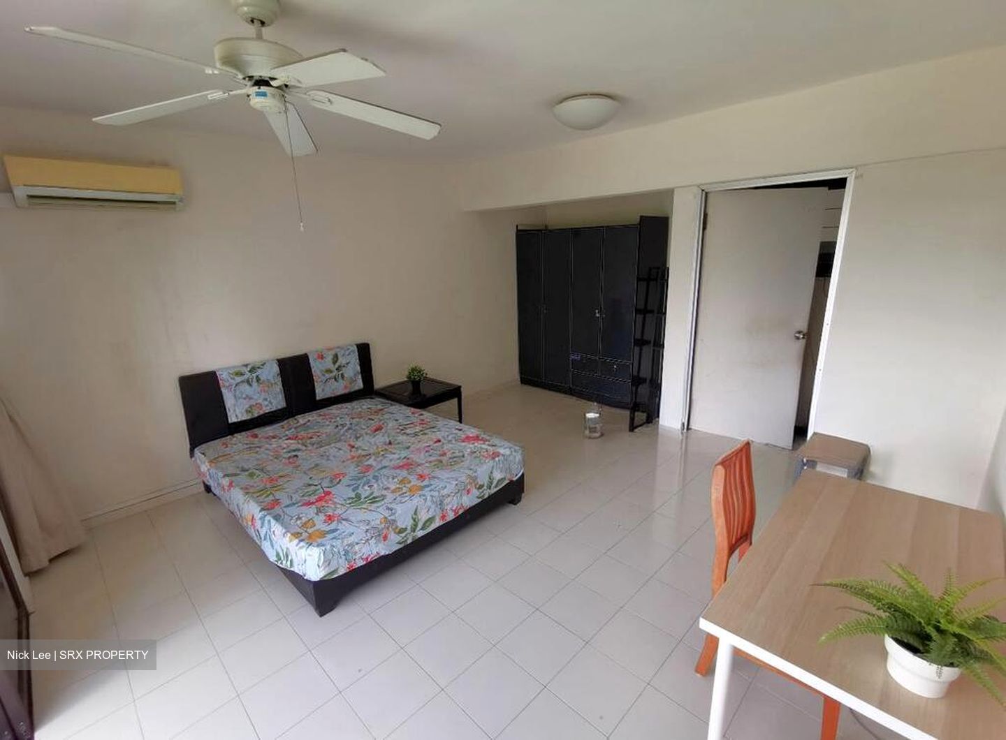 Pine Grove (D21), Condominium #498122111